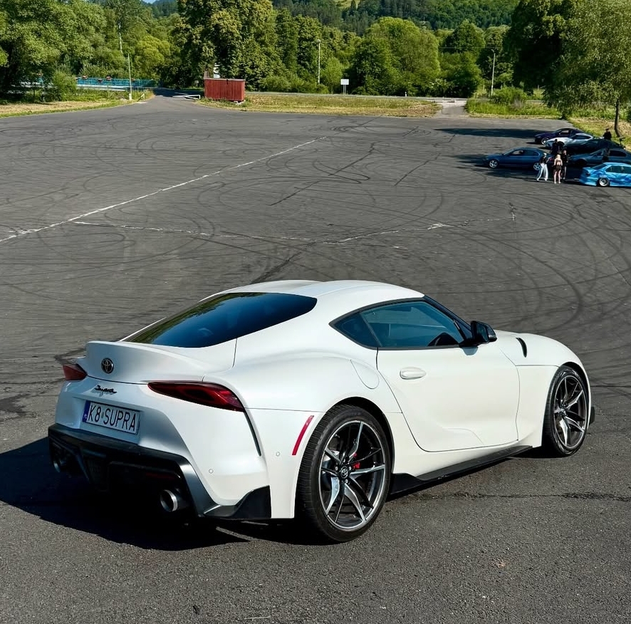 Toyota Supra MK5 – wnętrze / detale